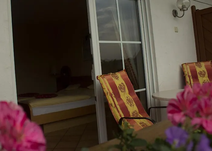 Gaestehaus Vinetum Inn Altdorf (Neustadt)